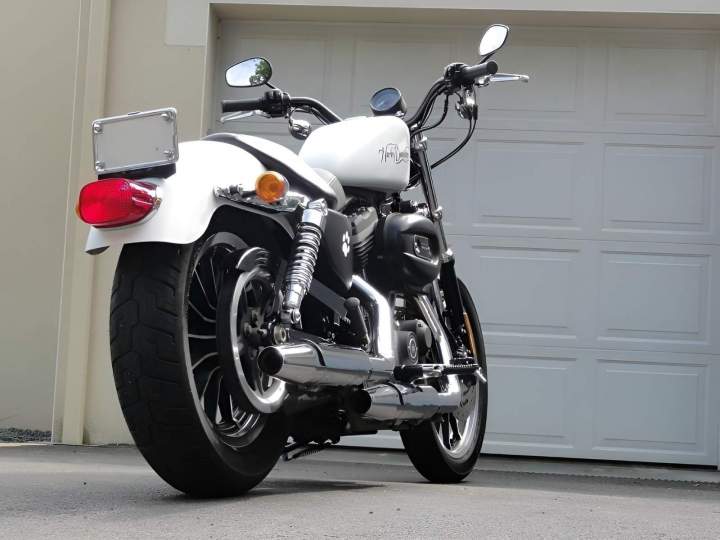 Moto Carquefou